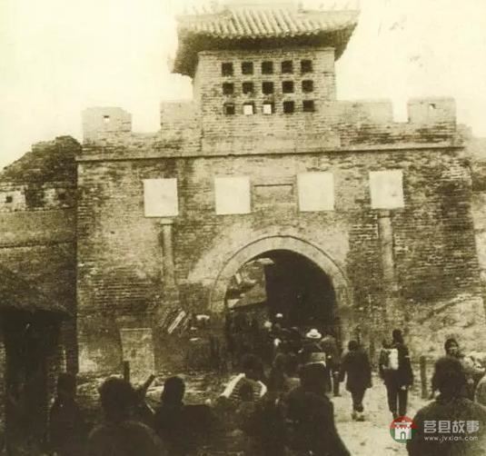 他為什么如此大張旗鼓？將萬余偽軍拉到八路軍隊伍！