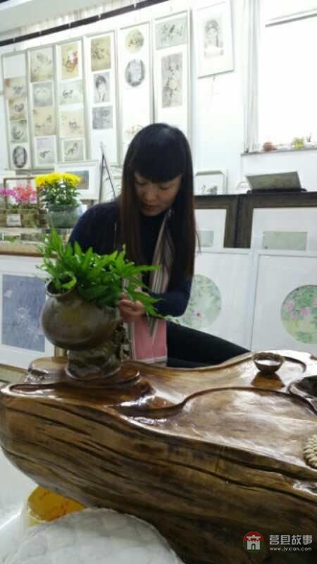 莒國(guó)文化源遠(yuǎn)流長(zhǎng)，山東莒縣美女畫(huà)家李修英工筆畫(huà)選