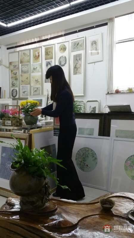 莒國(guó)文化源遠(yuǎn)流長(zhǎng)，山東莒縣美女畫(huà)家李修英工筆畫(huà)選