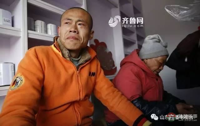 哥哥下落不明，和媳婦離婚，日照小伙帶精神病媽媽打工六年……想有個家！